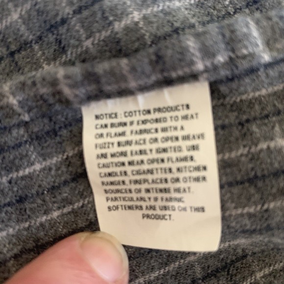 CABELA'S Long Sleeve Grey Windowpane flannel shirt Button Up White Blue XL - Picture 2 of 9